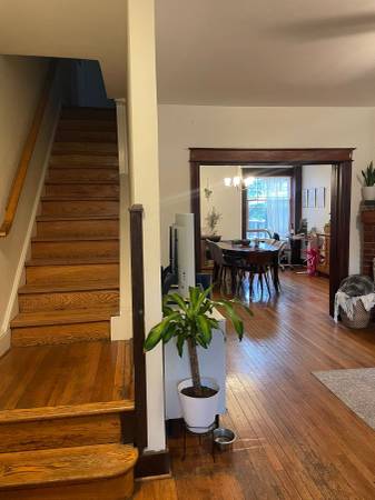 $1,150 Private room/bath available for a female this Nov/Dec in group home (Petworth)63896393185154124