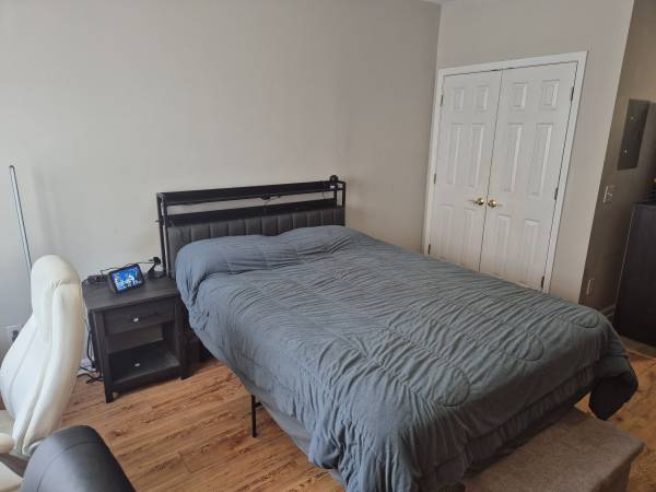$900 / 500ft2 - Studio Apartment Close to WCU (Cullowhee)64029375722881123