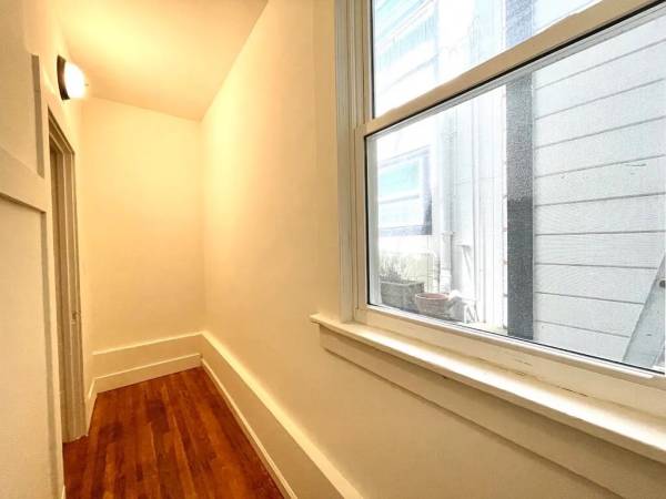 $1,968 / 1br - 700ft2 - SF 1BR Apartment | Modern Touches | Parking Included | Cat-Friendly (San Francisco)63813560055041124