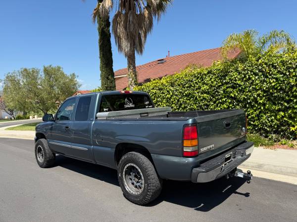 2006 GMC Sierra 1500 SLE Pick Up TRUCK Clean title Passed Smog - $4,950 (Orange County)63618374094339124