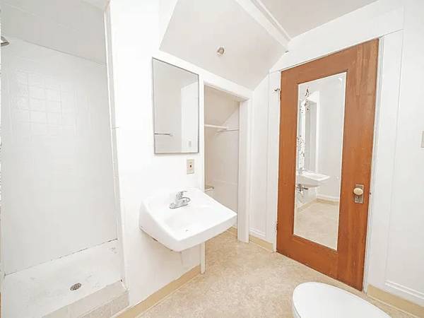 $730 / 1br - ~~Charming Studio in Grand Lake (Oakland, CA)64045196158850122