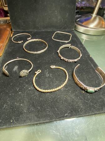 Vintage 7 Pieces Bangle Bracelet Jewelry 1