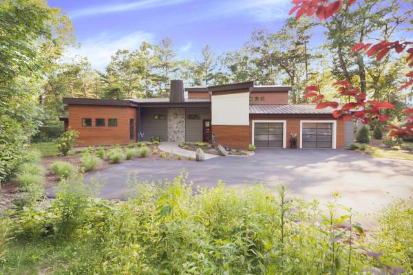 $6,500 / 3br - 3860ft2 - 6 Mo Rental - 3+Bd/3.5Ba home on lake in Natick (Natick)63699526134529120