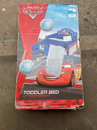 Toddlers bed frame 1