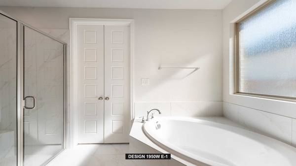 $499,900 / 3br - Corner Walk in Pantry (McKinney TX)64305507490690122