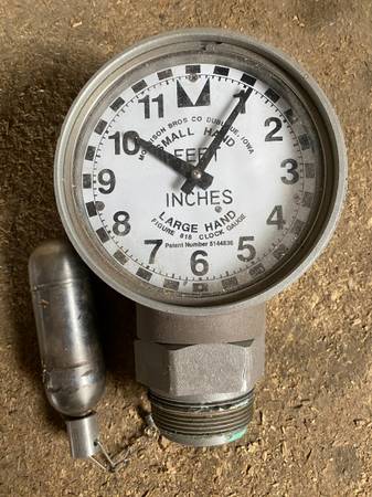 Big Fuel Tank Morrison Clock Gauge 1