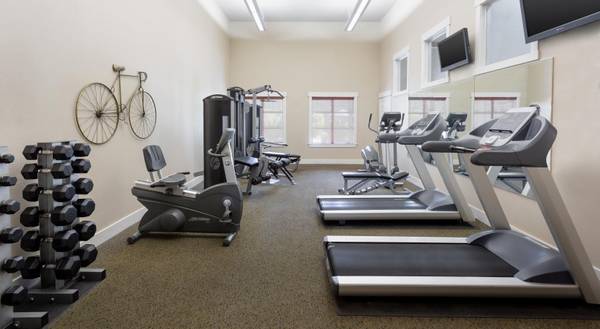 Attached Garages Available, 2/BD 2/BA, in Modesto CA 1