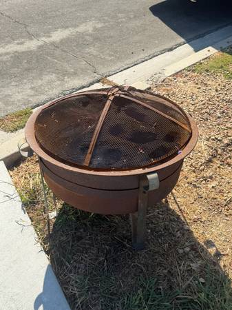 Free Fire Pit 1