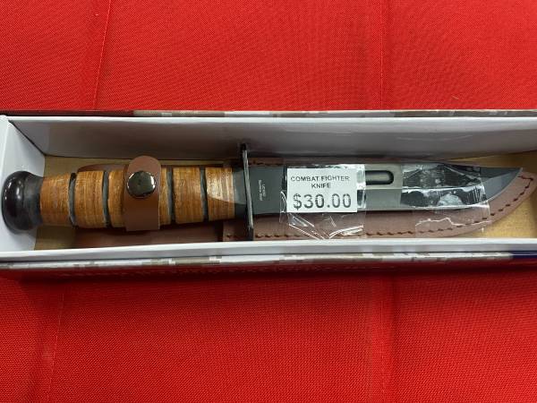 COMBAT FIGHTER KNIFE  WITH LEATHER SHEATH 1