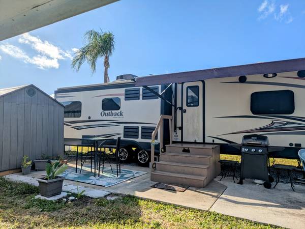 RV. GREAT DEAL! 1