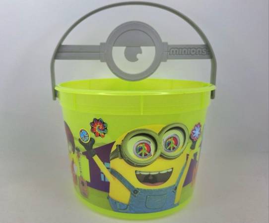 Despicable Me Minions McDonald's Halloween Pail 2015 1