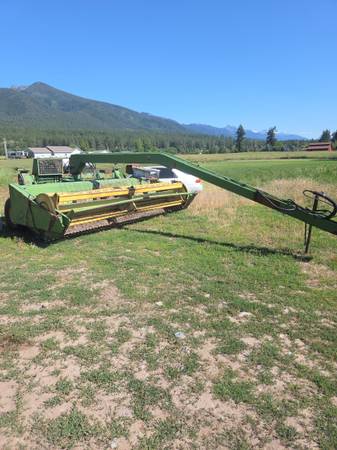 Swather John Deere 1380 1