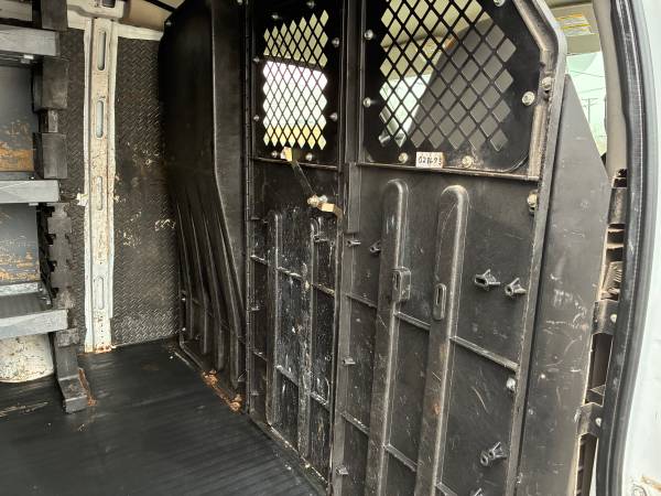 2007 Chevrolet Express 3500 - Photo 9