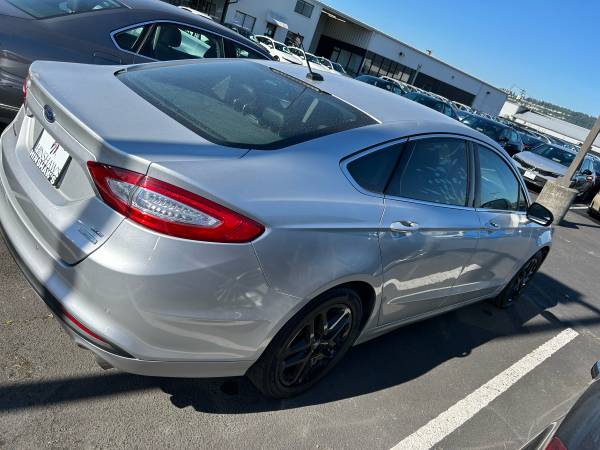 2016 Ford Fusion SE - $11,997 (Auburn)63623104515969124