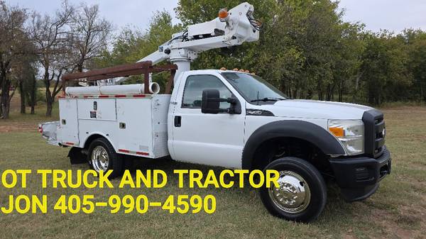2014 Ford F-550 40ft Cable Placer Bucket Truck Altec AT235P 6.7L Diese 1