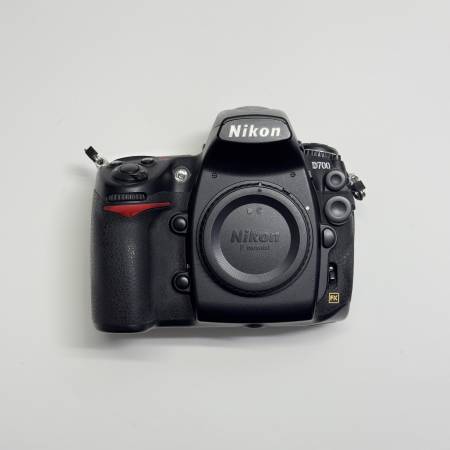 Nikon D700 - $400 (hayward / castro valley)63471131772033124