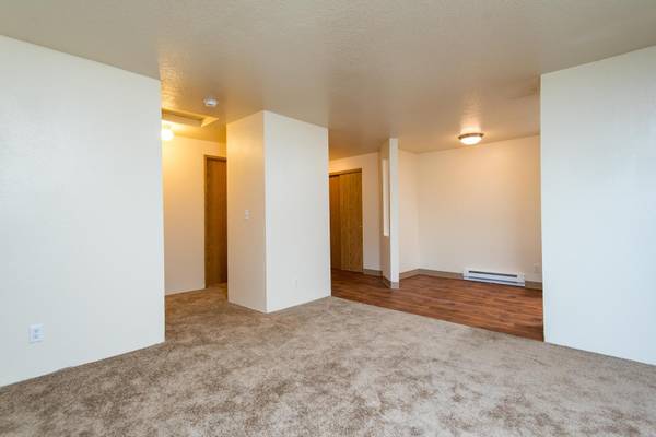 $1,356 / 2br - 936ft2 - You will love this 1 bed / 1 bath. (Gresham - North Central)64039060678017123