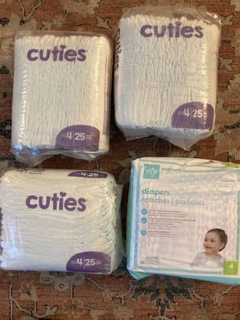 Diapers Size 4 NIP 1