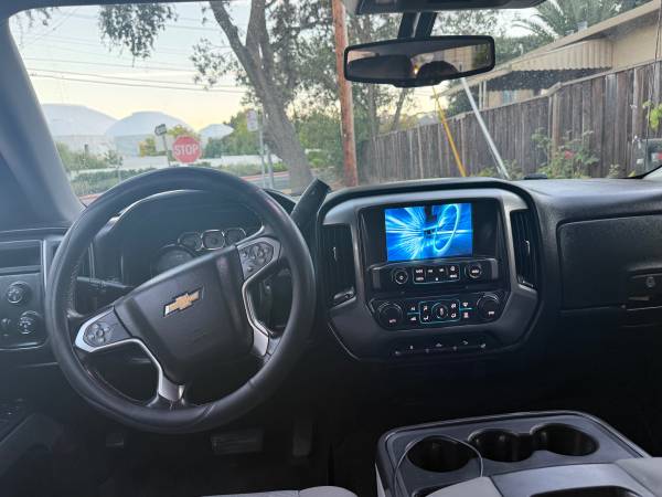 2015 Chevrolet SILVERADO LT 4x4 - Photo 14