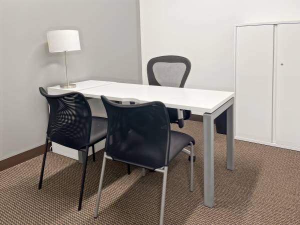Office space available immediately 1