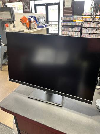 NXZT Monitor 1
