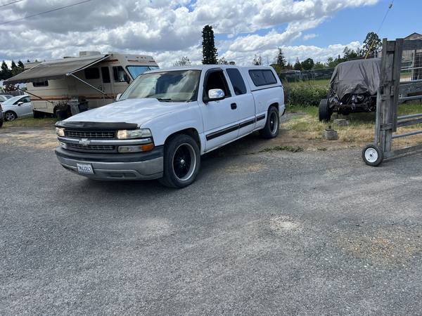 CHEVY SILVERADO EXT CAB 2001 - $3.900 (santa rosa)63617799980163121