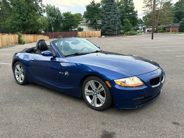 2006 bmw z4 3.0si LOW MILES - $11,50063654706402435123
