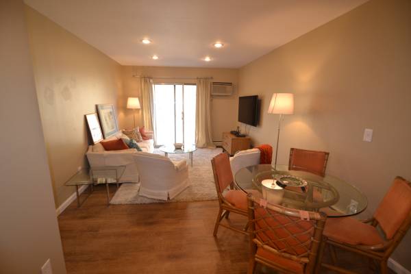 $1,295 / 1br - 600ft2 - R-27 Furnished 1BR Center City location (Bond Hill)63974472448003122