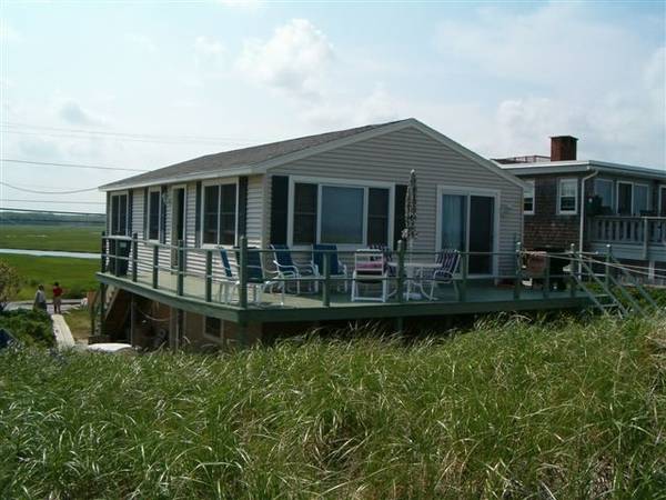 $1,900 / 3br - 900ft2 - Alquiler de invierno Salisbury Beach Unidad en planta baja (Salisbury Beach)63699236387587120