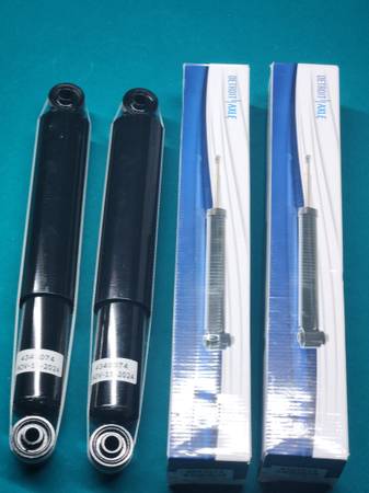 New Rear Shock Absorber Set Chevy GMC Silverado Sierra 1500 1