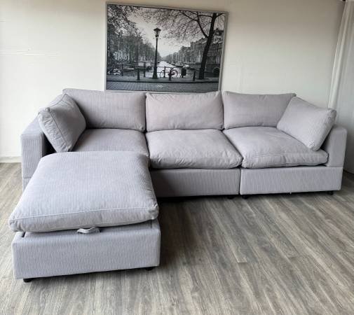 New in Box - Sectional Cloud Couch - free local delivery 1