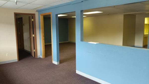 $1,525 / 1150ft2 - Great Centrally Located Office/Retail Space! (Missoula, MT)63657027020673122