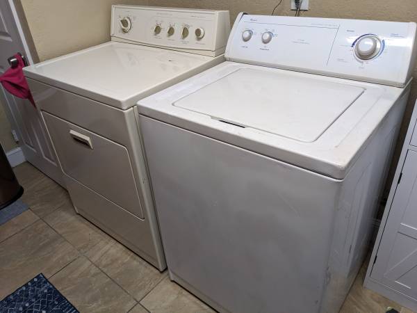 Washer and dryer. Delivery 🚚 AVAILABLE. 1