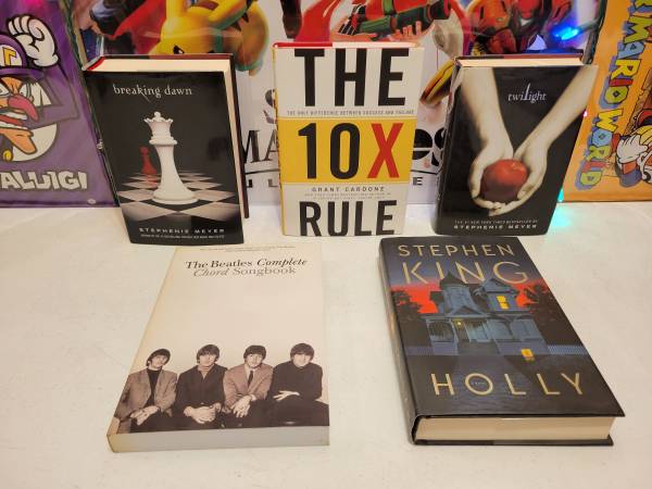 Hardback Books Twilight Stephen King 10X Rule Beatles Chords Songbook 1