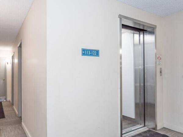 $2,270 / 1br - 700ft2 - Elevator Serviced Building(s), Package Locker System, Kitchen Pantry (Western San Gabriel Valley)63701223090307124