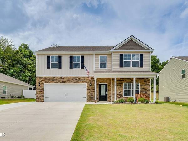 Four Bedroom Cliffs at Boone Lake 1