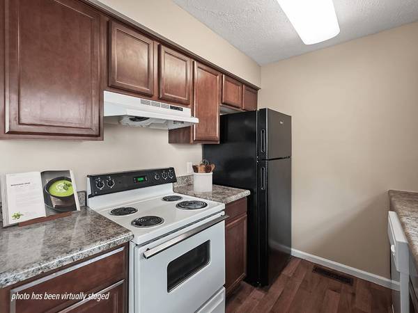 Multi-Level 3 Bedroom Townhome in Desirable Area 1