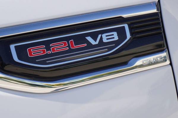 2026 GMC Sierra 1500 SLT - Photo 4