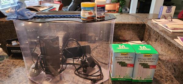 Fish Tank- 5 gallon with supplies 1