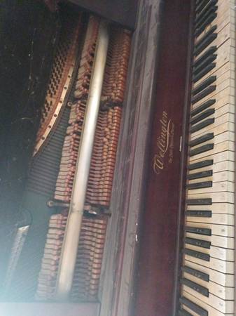 Free piano pick it up and it's yours 1