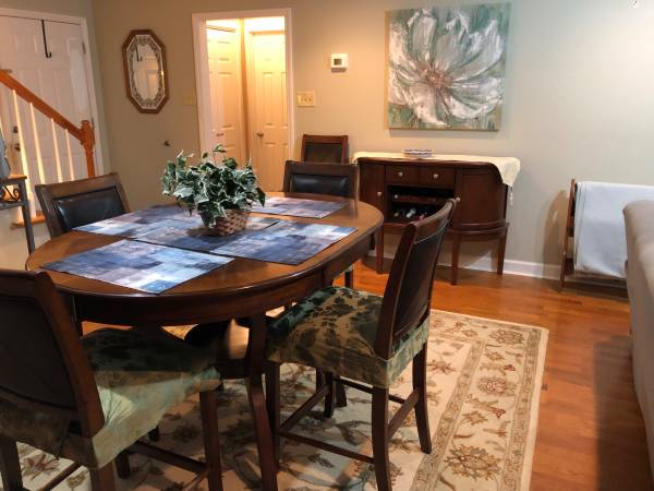 $750 / 1br - Room for Rent in a condominium with Private Bath (Kenner)63903651779331123
