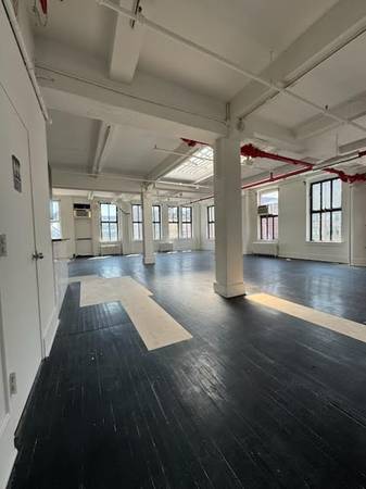 $13,500 / 4500ft2 - Below market full floor commercial penthouse - 3 sides of light (Chelsea)63611892509187121