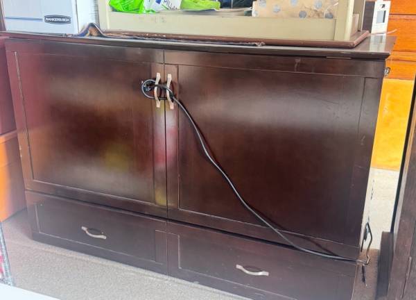 Murphy bed Cabinet 1