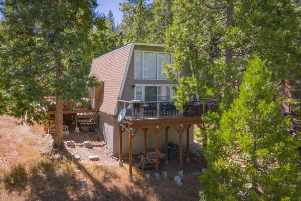 $150 / 3br - 1224ft2 - Beautiful Cabin 5 Min to Pinecrest Lake64000748992641124