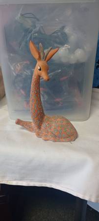 Very cute hand-painted pottery giraffe table top 1
