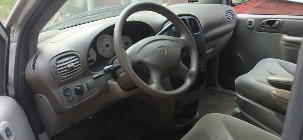 2003 Dodge Caravan running great. CURRENT Emmission! Asking only $1250 - $1,250 (Atlanta)63620450587395123