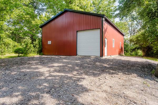 $385,000 / 2384ft2 - 7+ Acres gran granero de poste (Yorktown IN)63680211508609121