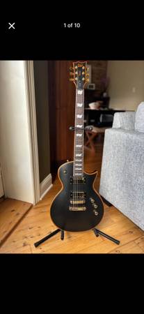 ESP LTD EC-1000 Guitar 1