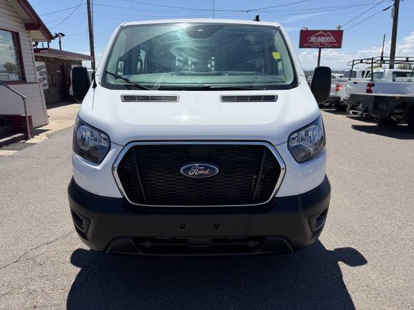 2025 Ford Transit - Photo 3