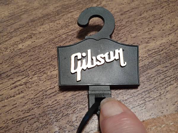 Gibson guitar strap 1